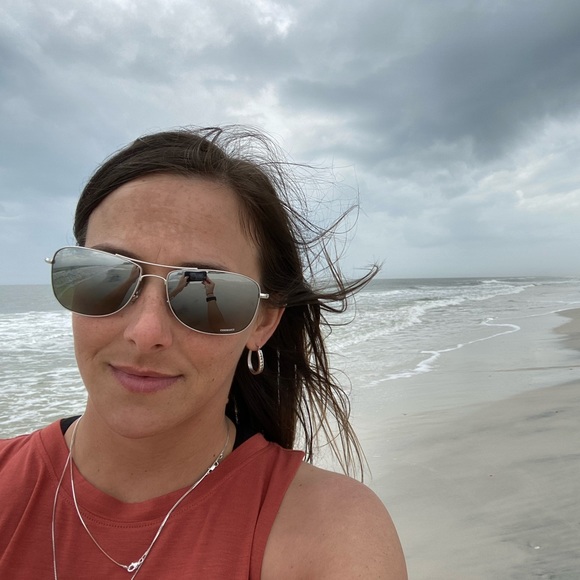 Meet your posher!!!! - Picture 4 of 4